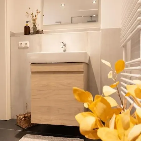 Stilvolle Stadtwohnung Apartment Duisburg