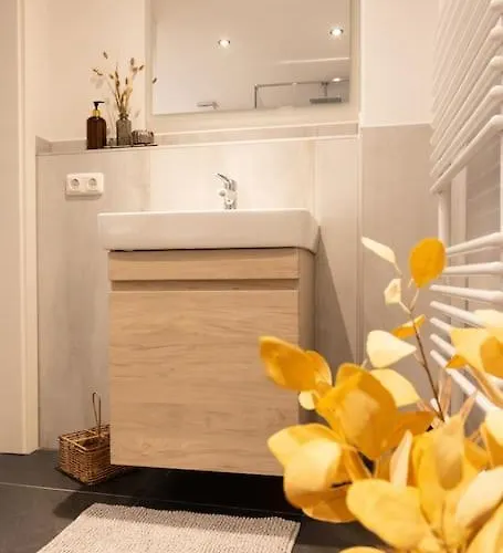 Stilvolle Stadtwohnung Apartment Duisburg